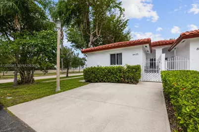 8423 SW 209th St, Cutler Bay, FL 33189 - Photo 1