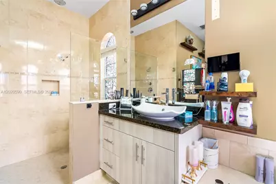 5703 N Sterling Ranch Dr, Davie, FL 33314 - Photo 38