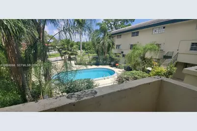 465 Swallow Dr #9, Miami Springs, FL 33166 - Photo 6