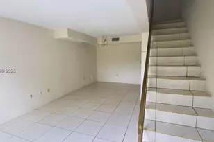 465 Swallow Dr, Miami Springs, FL 33166 - Photo 2