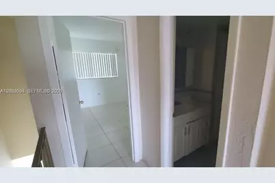 465 Swallow Dr #9, Miami Springs, FL 33166 - Photo 8