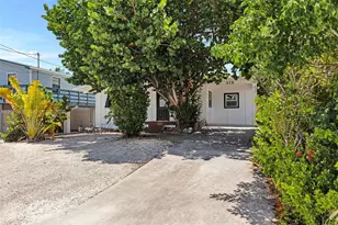 178 Coral Ave, Tavernier, FL 33070 - Photo 2