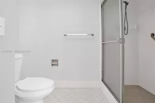 900 SW 142nd Ave, Pembroke Pines, FL 33027 - Photo 24