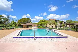900 SW 142nd Ave, Pembroke Pines, FL 33027 - Photo 42