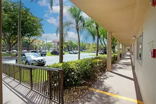 900 SW 142nd Ave, Pembroke Pines, FL 33027 - Photo 36