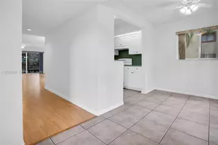 900 SW 142nd Ave, Pembroke Pines, FL 33027 - Photo 8