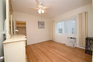 2463 Pine Tree Dr, Miami Beach, FL 33140 - Photo 16