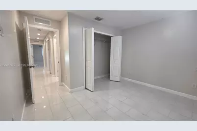 1068 NW 112th St #1068, Miami, FL 33168 - Photo 12