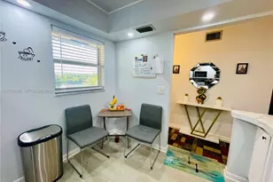 130 NE 26th Ave, Boynton Beach, FL 33435 - Photo 4