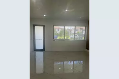 12020 W Golf Drive, Miami, FL 33167 - Photo 4
