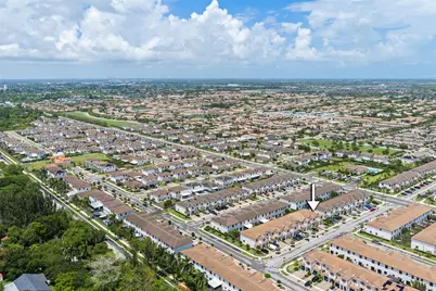 11945 SW 245th Ter, Homestead, FL 33032 - Photo 4