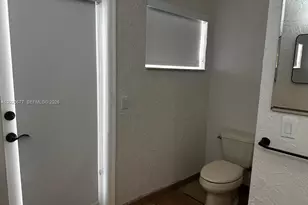 1200 NW 101st Ave, Plantation, FL 33322 - Photo 24