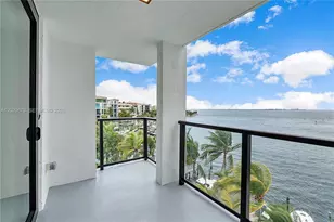 1600 S Bayshore Ln, Miami, FL 33133 - Photo 2