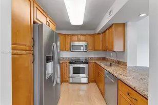 1600 S Bayshore Ln, Miami, FL 33133 - Photo 10