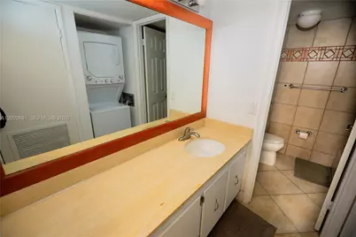 600 NE 36th St #710, Miami, FL 33137 - Photo 18