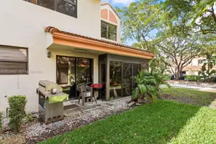 3400 Emerald Oaks Dr, Hollywood, FL 33021 - Photo 8