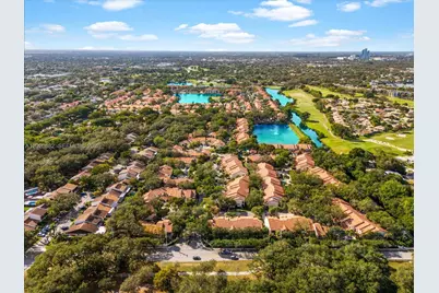 3400 Emerald Oaks Dr #801, Hollywood, FL 33021 - Photo 14