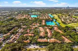 3400 Emerald Oaks Dr, Hollywood, FL 33021 - Photo 14