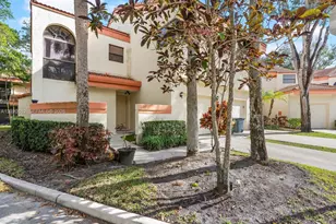 3400 Emerald Oaks Dr, Hollywood, FL 33021 - Photo 2