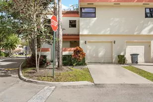 3400 Emerald Oaks Dr, Hollywood, FL 33021 - Photo 1