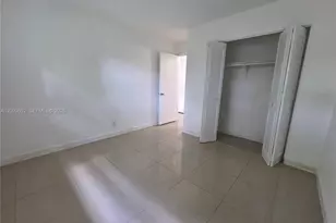 1125 NE 16th Pl, Fort Lauderdale, FL 33305 - Photo 16