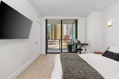1300 S Miami Ave #1405, Miami, FL 33130 - Photo 14