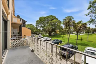430 Commodore Dr, Plantation, FL 33325 - Photo 18