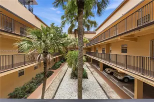430 Commodore Dr, Plantation, FL 33325 - Photo 4