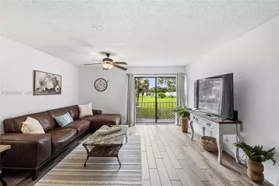 430 Commodore Dr #213, Plantation, FL 33325 - Photo 12