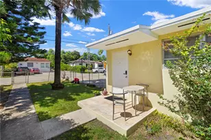 2275 SW 15th St, Miami, FL 33145 - Photo 14