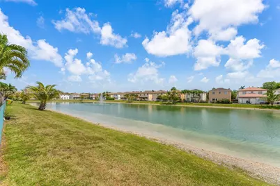 11318 NW 44th Ter, Doral, FL 33178 - Photo 2