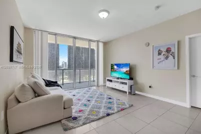 1111 SW 1st Ave #2723-N, Miami, FL 33130 - Photo 10