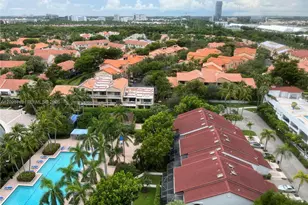 3610 Yacht Club Dr, Aventura, FL 33180 - Photo 2