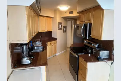 3610 Yacht Club Dr #1511 Penthouse, Aventura, FL 33180 - Photo 4