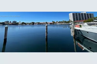 3610 Yacht Club Dr #1511 Penthouse, Aventura, FL 33180 - Photo 22