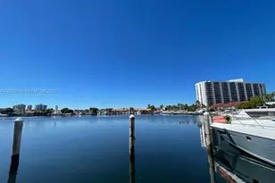 3610 Yacht Club Dr, Aventura, FL 33180 - Photo 22