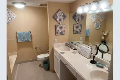 3610 Yacht Club Dr #1511 Penthouse, Aventura, FL 33180 - Photo 10