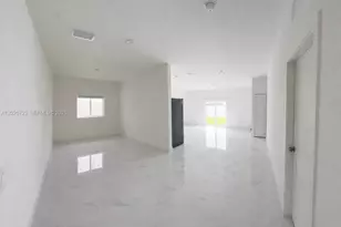 11602 SW 240th St, Homestead, FL 33032 - Photo 2