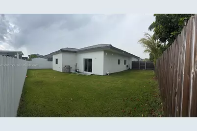 11602 SW 240th St, Homestead, FL 33032 - Photo 14