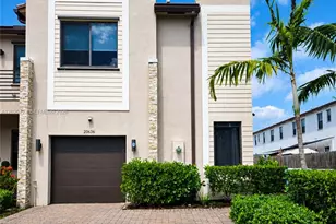 20636 NE 5th Pl, Miami, FL 33179 - Photo 1
