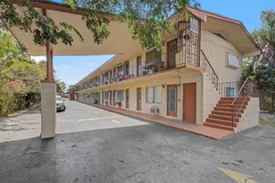 60 NW 79th St, Miami, FL 33150 - Photo 28