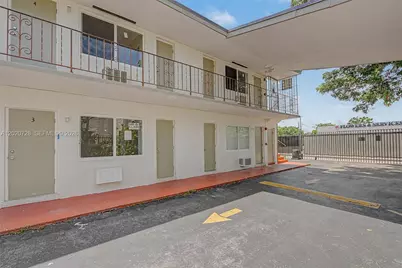 60 NW 79th St #6, Miami, FL 33150 - Photo 12