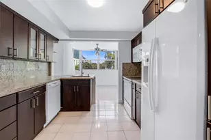16558 NE 26th Ave, North Miami Beach, FL 33160 - Photo 6