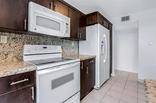 16558 NE 26th Ave, North Miami Beach, FL 33160 - Photo 16