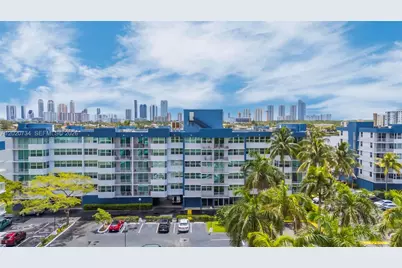 16558 NE 26th Ave #3H, North Miami Beach, FL 33160 - Photo 32