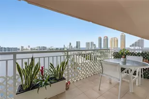 251 174th St, Sunny Isles Beach, FL 33160 - Photo 12