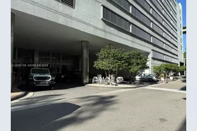 92 SW 3rd St #1804, Miami, FL 33130 - Photo 2