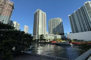 92 SW 3rd St, Miami, FL 33130 - Photo 2