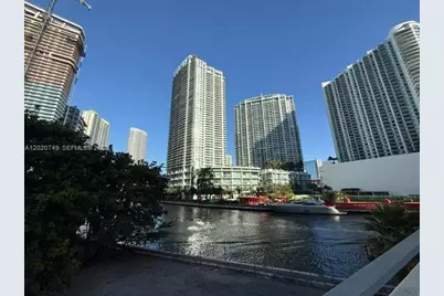 92 SW 3rd St #1804, Miami, FL 33130 - Photo 1