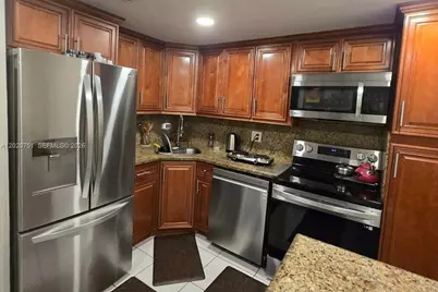 3660 Inverrary Dr #3T, Lauderhill, FL 33319 - Photo 2